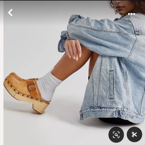 Xhilaration Clogs NWOT - Picture 8 of 8